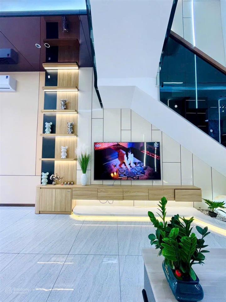 Nhà phố hiện đại 2 lầu ngay ngã tư hoà lân  ql 13 thuận an bình dương cũ