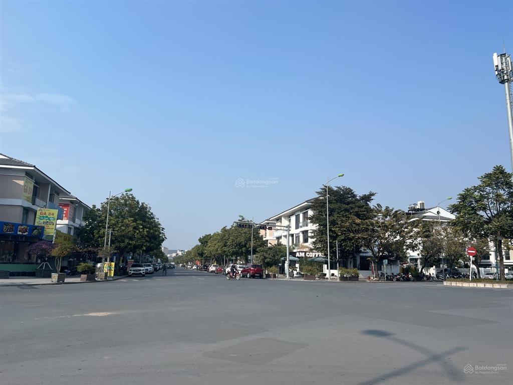 Suất ngoại giao vip f09  16 biệt thự an quý lô góc 3 mặt đường. đẹp, giá hời 0914 102 ***