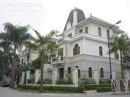 Gia đình chuyển công tác cần bán biệt thự lô góc view hồ văn quán, thiết kế rất đẹp.  0914 102 ***