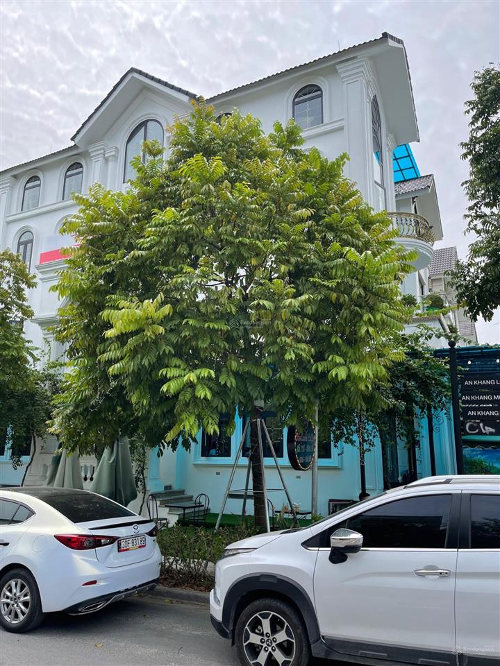 Bán căn góc biệt thự m04  01, ngã tư view hồ công viên 18ha. vị trí đẹp kđt, cơ hội để sở hữu.