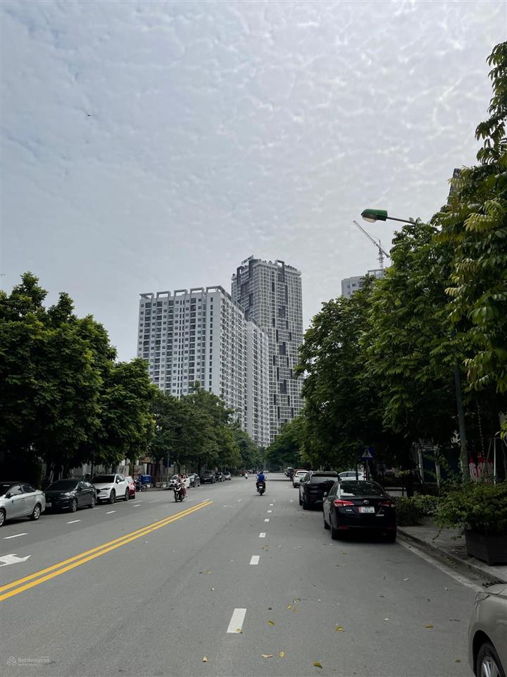 Bán căn góc biệt thự m04  01, ngã tư view hồ công viên 18ha. vị trí đẹp kđt, cơ hội để sở hữu.