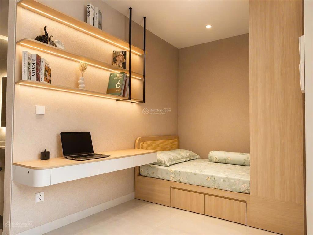 Cho thuê 2pn nội thất 6,5tr a&t sky garden nhà mới 100%