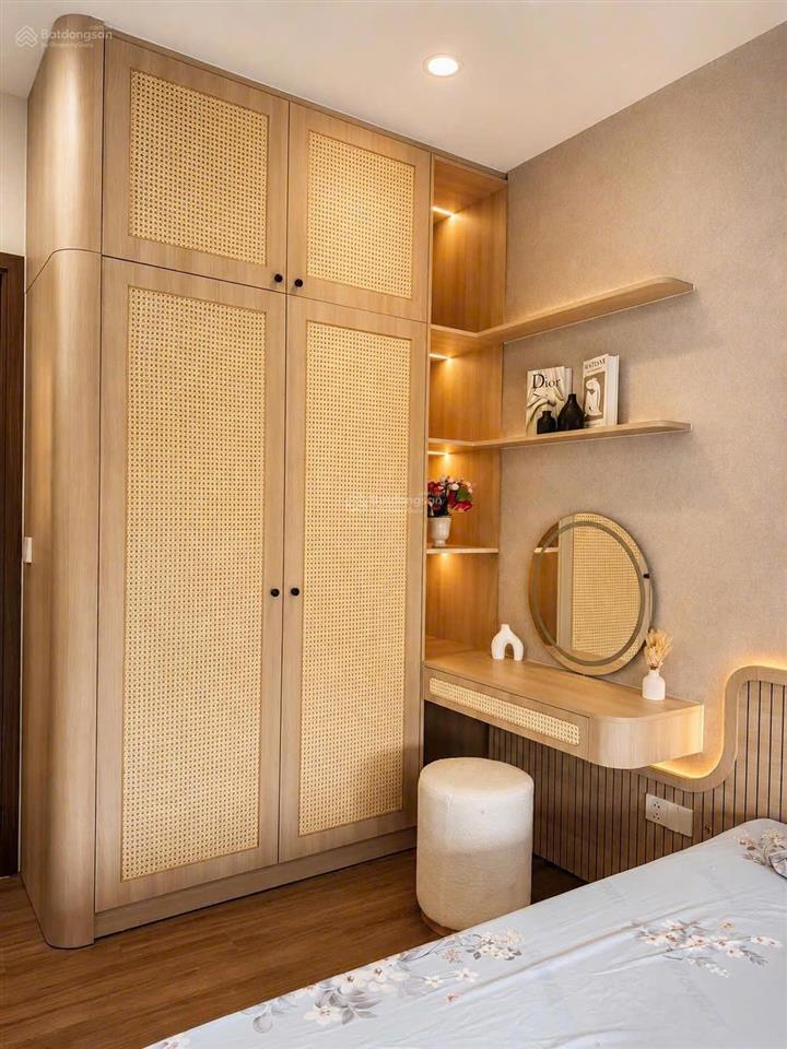 Cho thuê 2pn nội thất 6,5tr a&t sky garden nhà mới 100%