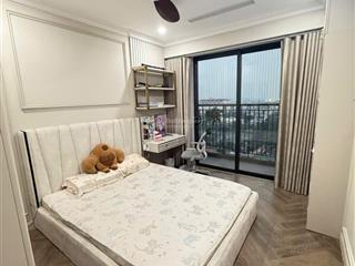 Bán căn hộ berriver góc 3pn2vs siêu đẹp 116m2 tầng trung , hướng đông nam , sẵn sổ giá 12tỷ8