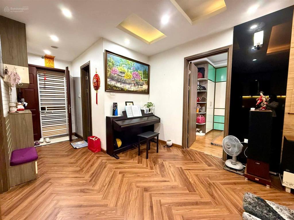 Bán căn hộ berriver 2pn 2vs 88m2 full nội thất, tầng trung, bc tây nam giá 8tỷ1 bao phí