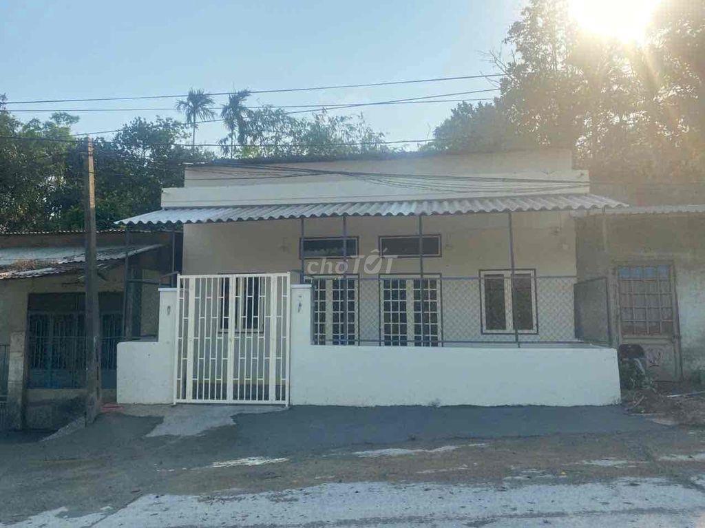 cần bán nhà đưởng 10,5 m thạch nham tây, xã bà nà, tp đà nẵng