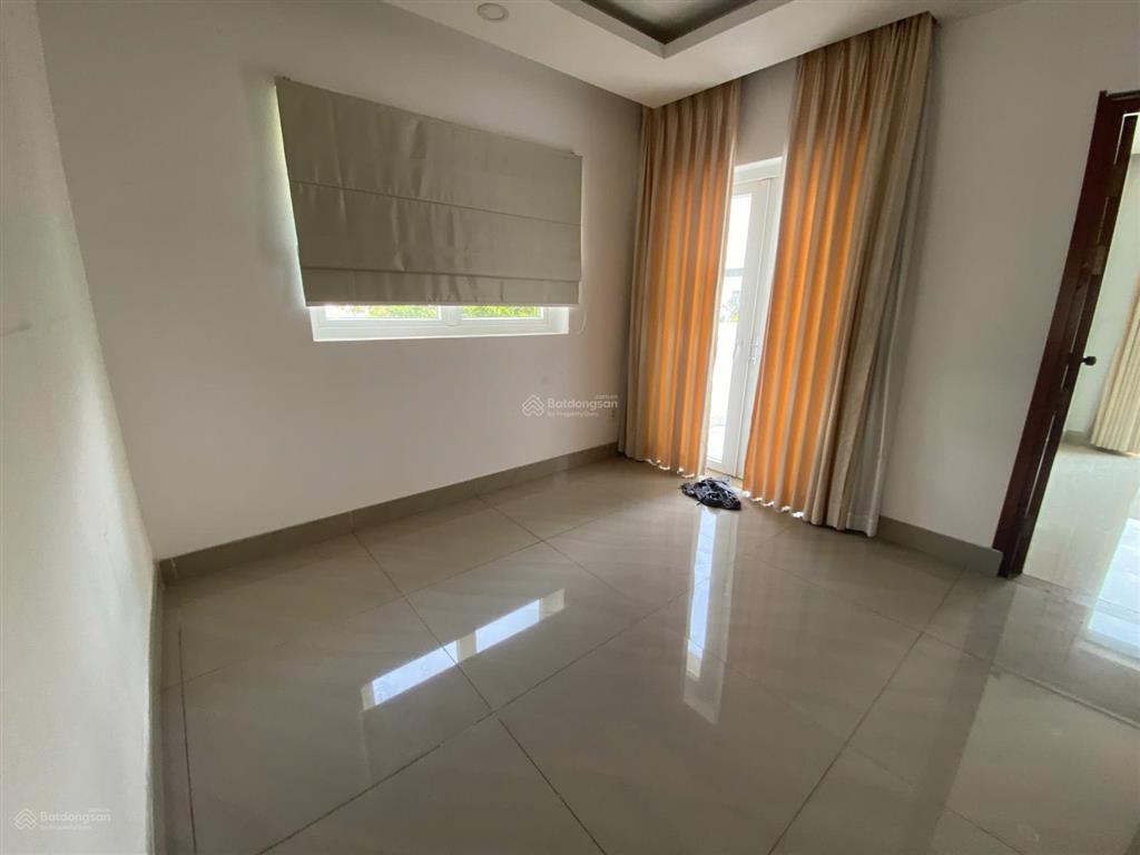 Cần cho thuê nhà melosa, full nội thất, 4pn có nội thất nhưng chưa full  0904 677 *** khánh vân