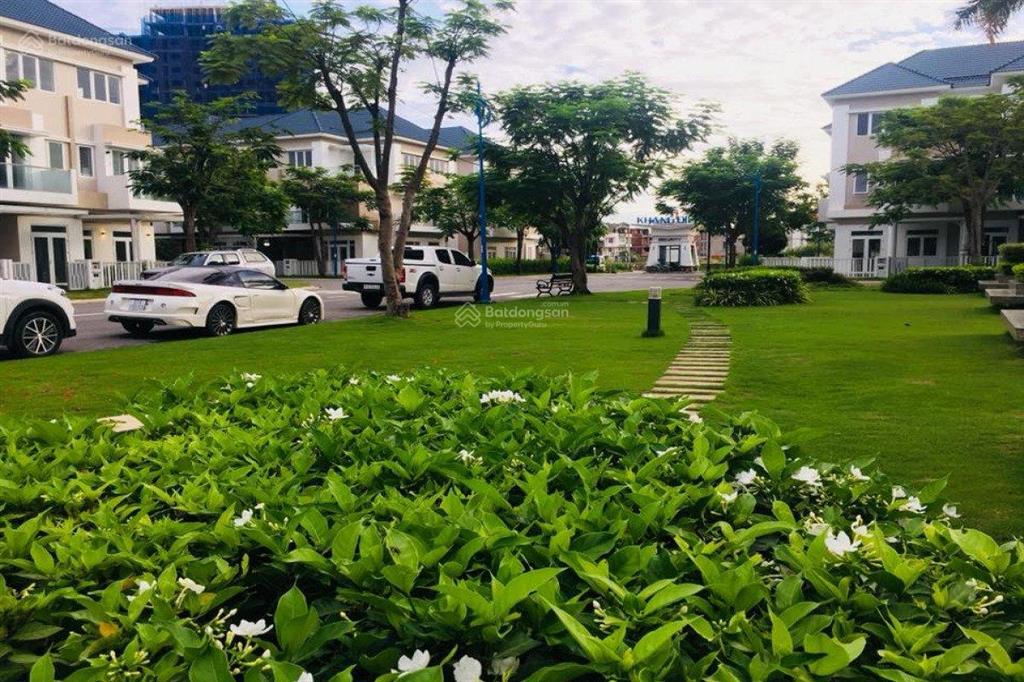 Cần cho thuê nhà mega village 1 trệt 2 lầu full nội thất 3 phòng ngủ.  0904 677 *** em khánh vân ạ