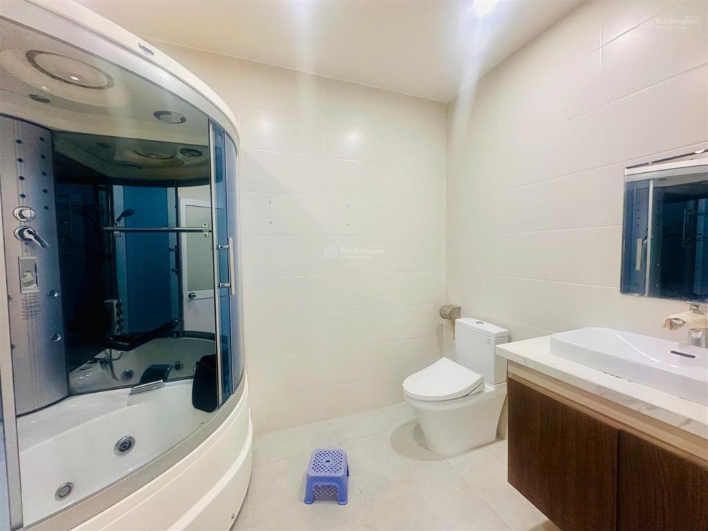 Biệt thự song lập góc 2 mặt giá 20tr/tháng nt cơ bản 4 phòng ngủ. phù hợp mở văn phòng và để ở
