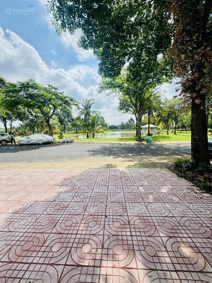 Biệt thự song lập góc sân vườn 18tr/tháng phù hợp mở văn phòng cty và kết hợp cà phê.