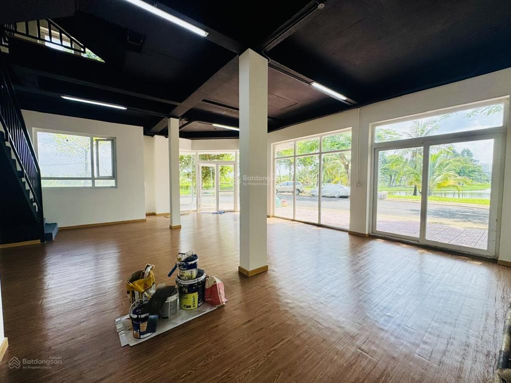 Biệt thự song lập góc sân vườn 18tr/tháng phù hợp mở văn phòng cty và kết hợp cà phê.