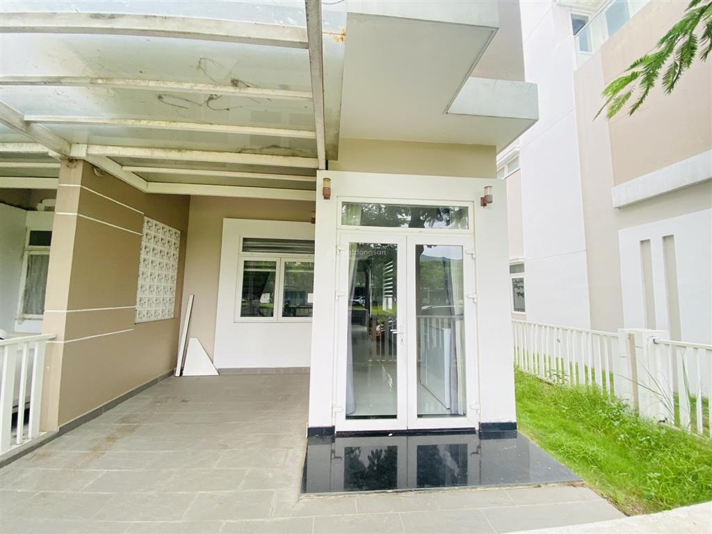 Góc sân vườn kdc merita kđ 120m2 4 phòng ngủ, giá cho thuê 20tr/tháng, chưa bao gồm phí quản lý