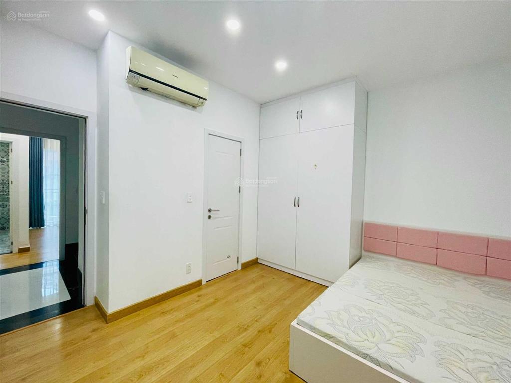 Cần cho thuê nhà kdc park riverside 16tr/tháng đã bao gồm phí quản lý nhà 4pn ưu tiên ở gia đình