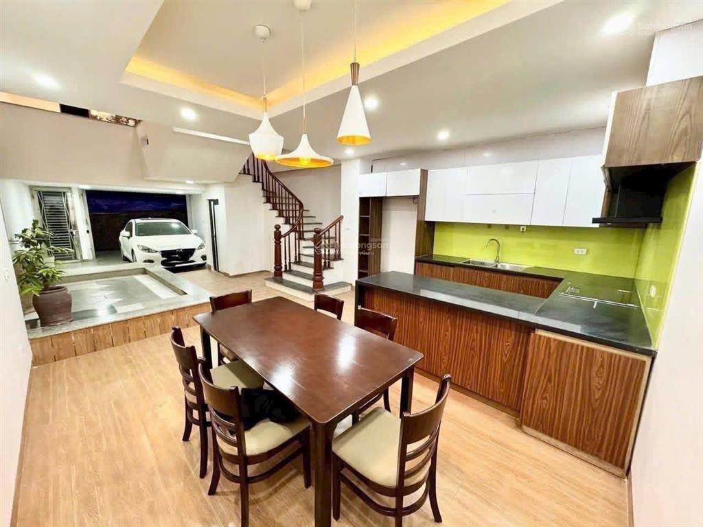 Chủ cần bán gấp nhà đẹp tây mỗ, ô tô 7 chỗ vào nhà, sát phố. 81m. giá 13,6 tỷ