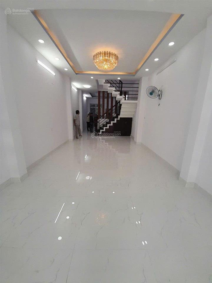Cho thuê nhà đẹp  vị trí đắc địa, tiện ích vây quanh