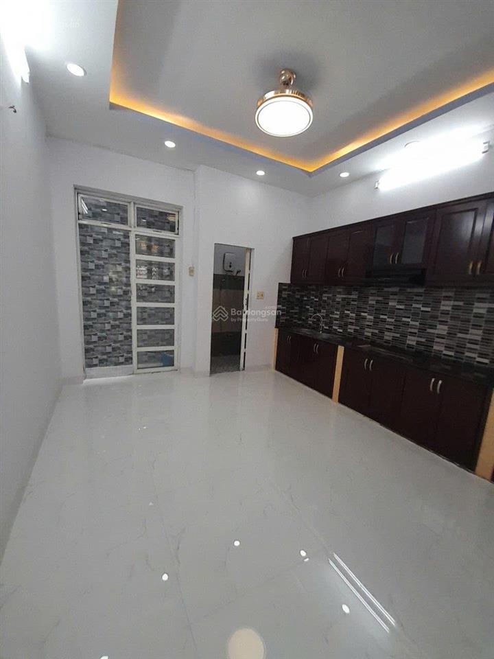 Cho thuê nhà đẹp  vị trí đắc địa, tiện ích vây quanh