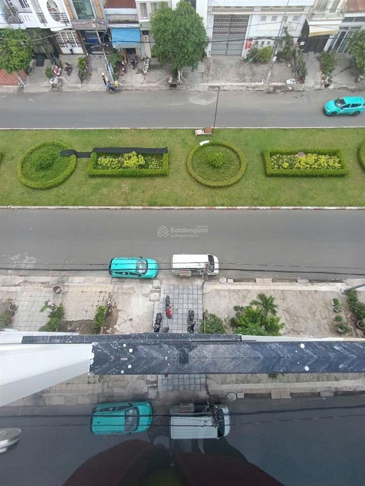 Siêu phẩm mặt tiền song hành đối diện hành lang cây xanh