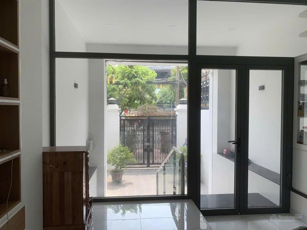Siêu phẩm mặt tiền lý chiêu hoàng hầm + 7 tầng, có thang máy