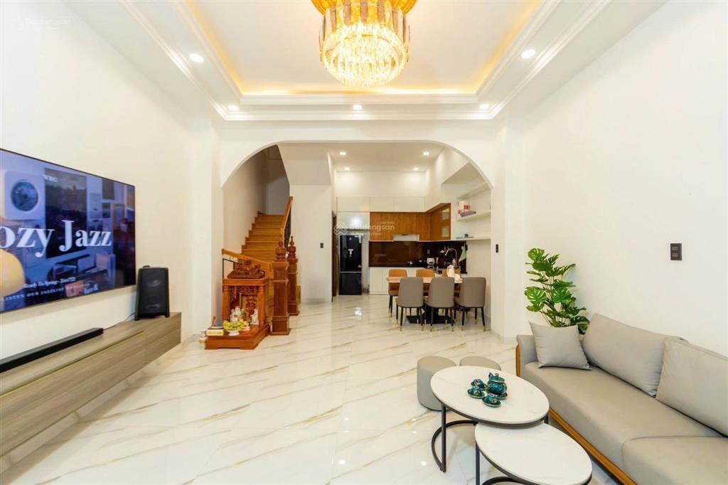 Cho thuê căn hộ đường mai hắc đế  đà lạt