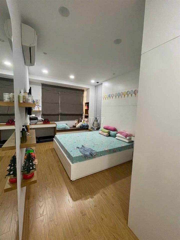 Em mới nhận-  Rivera Park Sài Gòn 2PN - Giá Thật 5.2 tỷ