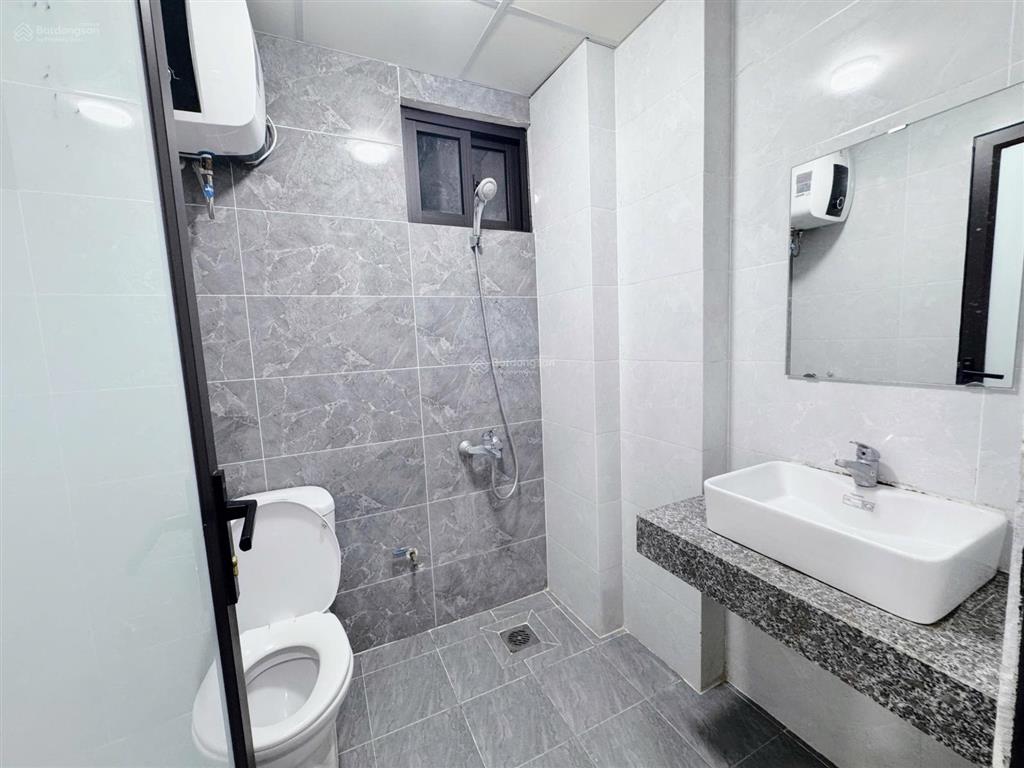 Cho thuê căn hộ 1 ngủ 1 khách tại mặt đường pháo đài láng  full đồ chỉ từ 7tr/tháng