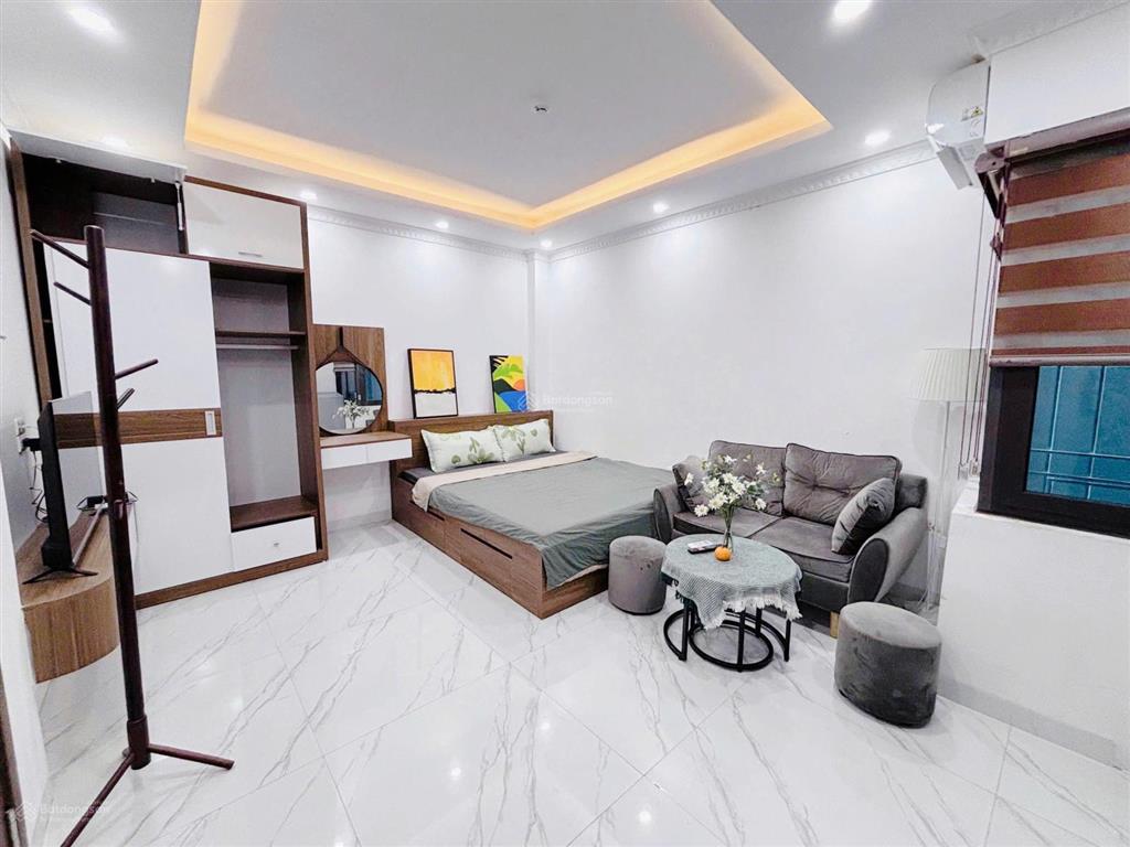 Ccmn full đồ ban công tại 285 đội cấn  ba đình giá 5.3tr/tháng