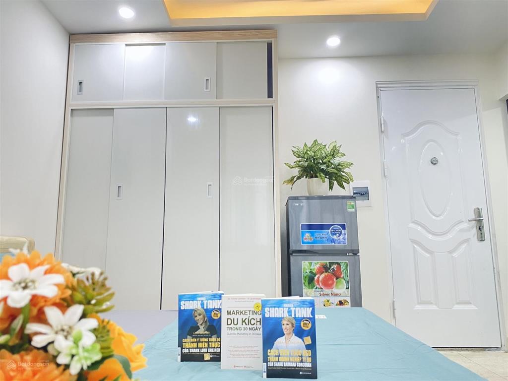 Phòng full đồ có cả máy giặt, tủ lạnh riêng gần ngã tư sở chỉ 5tr/tháng