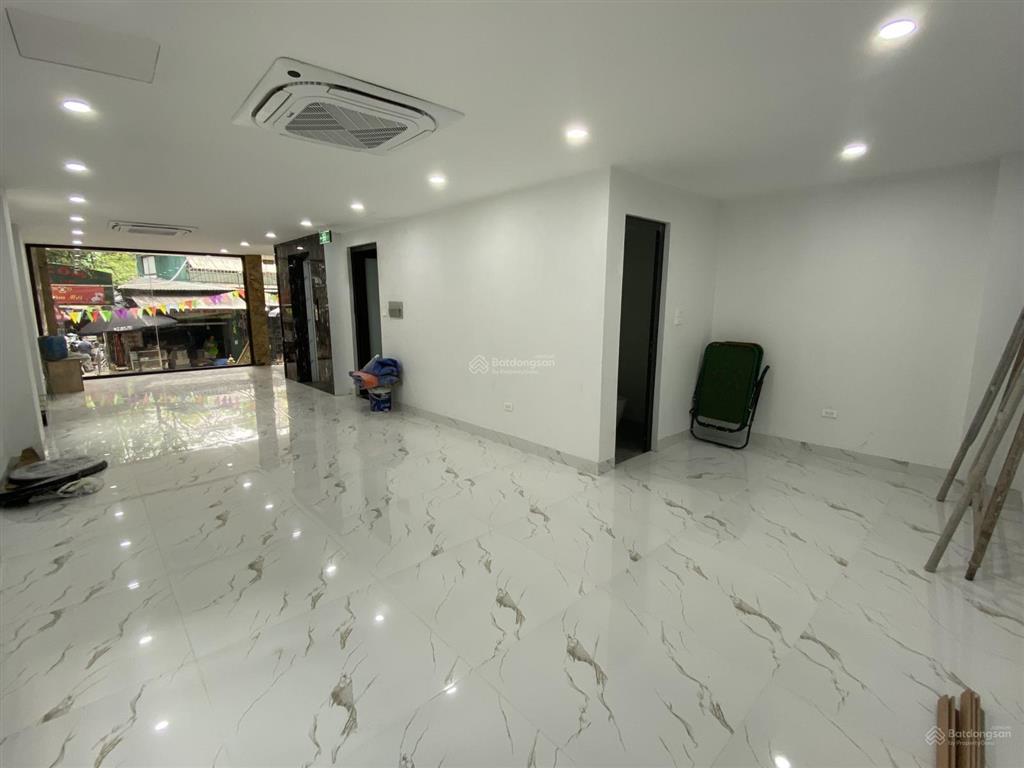 Cho thuê mbkd phố đê la thành nhỏ s 85m2  có hầm để xe
