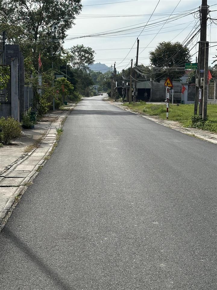 Đất xã hồ tràm mới giá trị tiềm năng cao có 40 thổ cư gần các con đường lớn thích hợp đầu tư