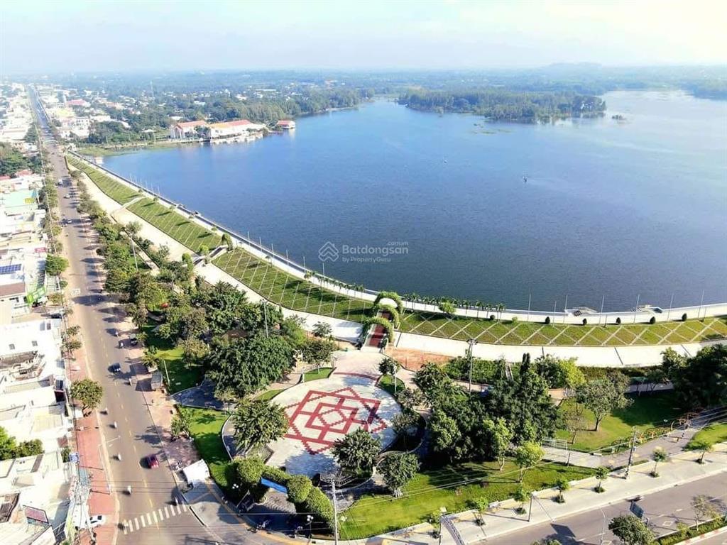 Đất xã hồ tràm mới giá trị tiềm năng cao có 40 thổ cư gần các con đường lớn thích hợp đầu tư