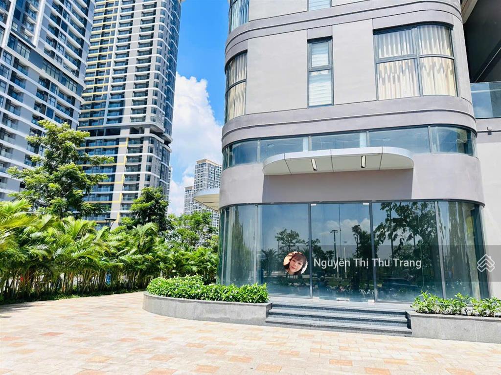 Bán shop beverly đối diện công viên,bãi xe ô tô 132m2 giá 29,675 triệu hđt 120 triệu/ thg tại vhgp