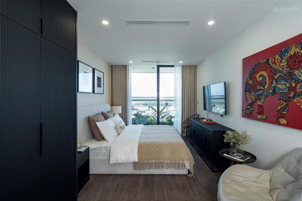 Tin chuẩn! căn hộ siêu rộng 2pn (130m²), full nội thất. view sông hồng, tại sunshine golden river