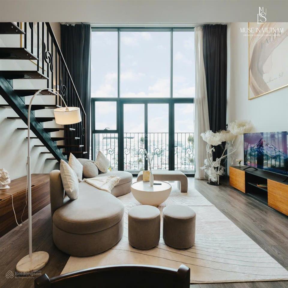 Chính chủ cho thuê căn duplex 2 tầng, view hồ tây & cầu nhật tân ở pentstudio, tây hồ. vào ở luôn