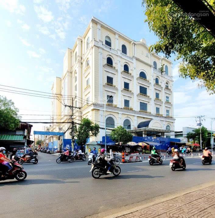 Tòa nhà 2mt 307  309 lê văn quới hầm 6 tầng, 2056m2 đất, 8800m2 sử dụng, em làm việc được căn này