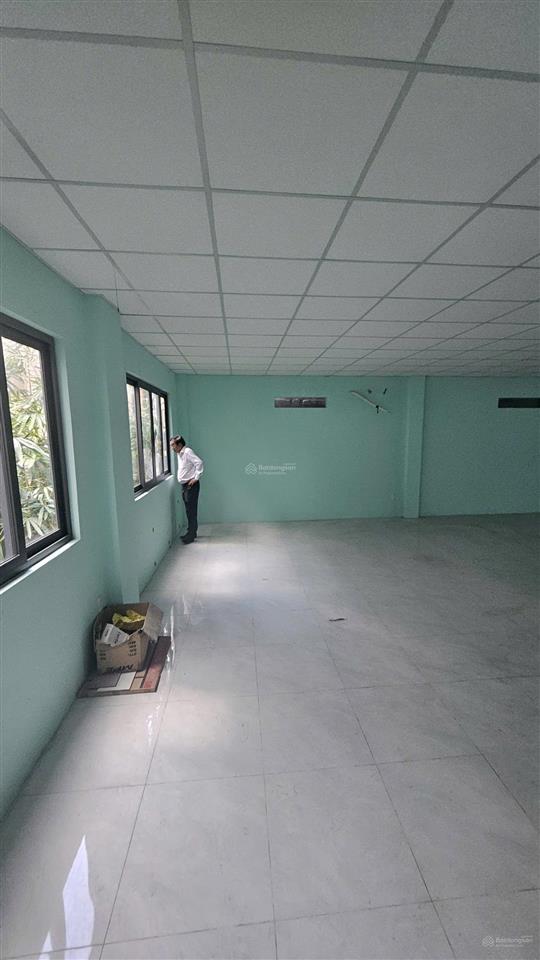 Nhà bán chính chủ tòa nhà văn phòng 236m2 đường trần hưng đạo q1 giá 68 tỷ