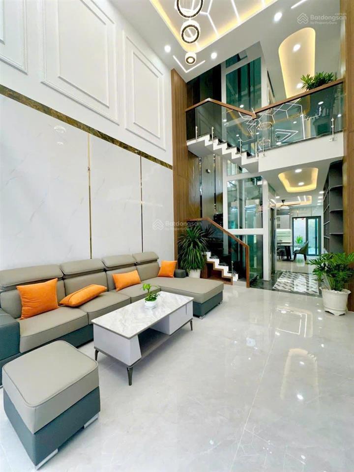 Nhà bán chính chủ mới xây 72m2 giá 8 tỷ đường chiến lược, phường bình trị đông, quận bình tân