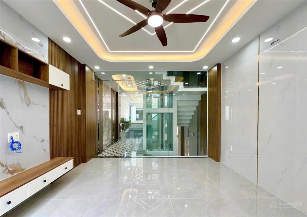 Nhà bán chính chủ mới xây 72m2 giá 8 tỷ đường chiến lược, phường bình trị đông, quận bình tân