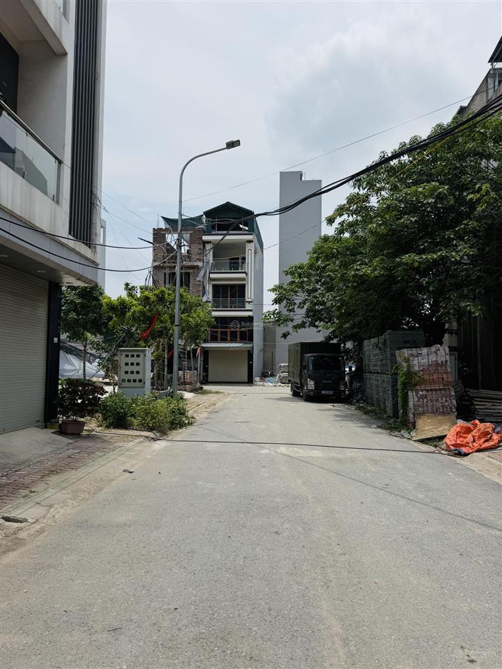 Chủ ngộp bank bán gấp nhà đất dịch vụ phú vinh an khánh 45m 5t giá 10,8 tỷ thương lượng mạnh