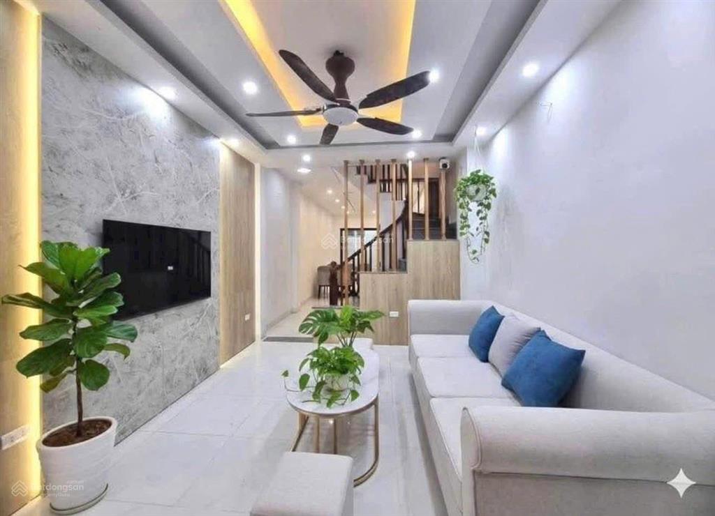 Bán nhà dân xây an thọ 50m ngõ thông ô tô lùi cửa giá chỉ 7,95 tỷ