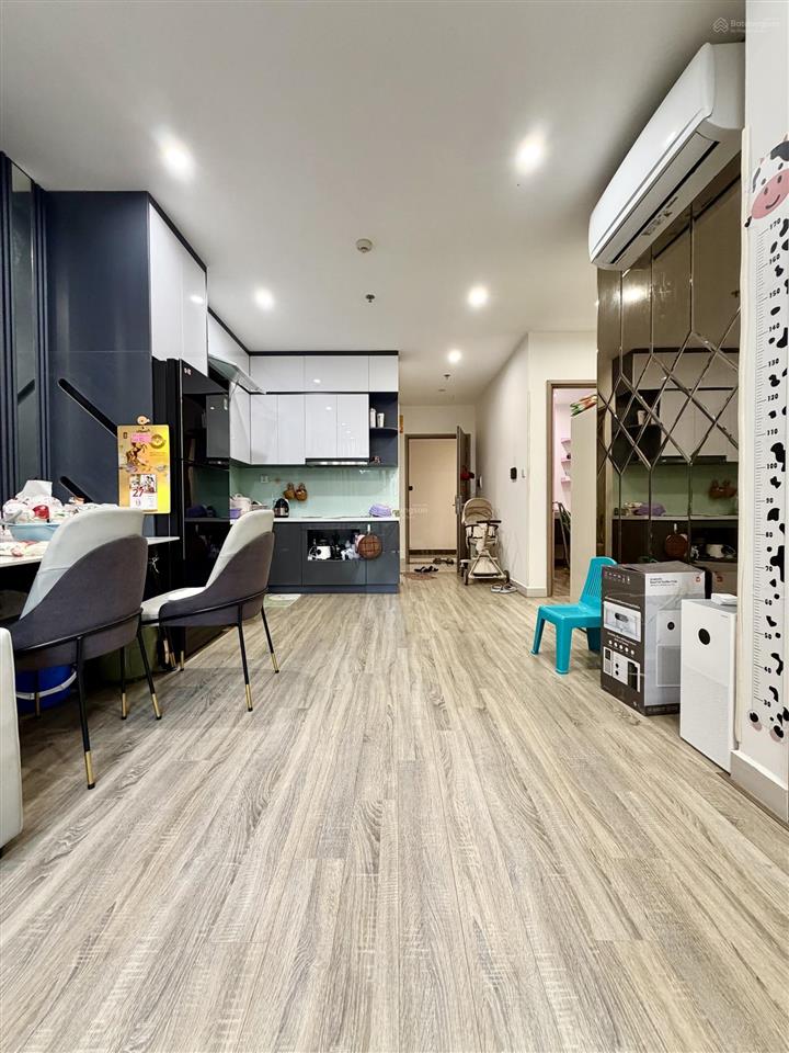 Chính chủ gửi bán cắt lỗ căn hộ 2 ngủ 2 vs 62,2m tại kđt vinhomes smart city chỉ 4,1 tỷ