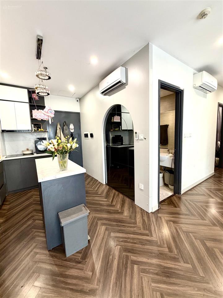 Ngộp bank bán gấp căn 2pn + full nội thất 3,99 tỷ vinhomes smart city tây mỗ