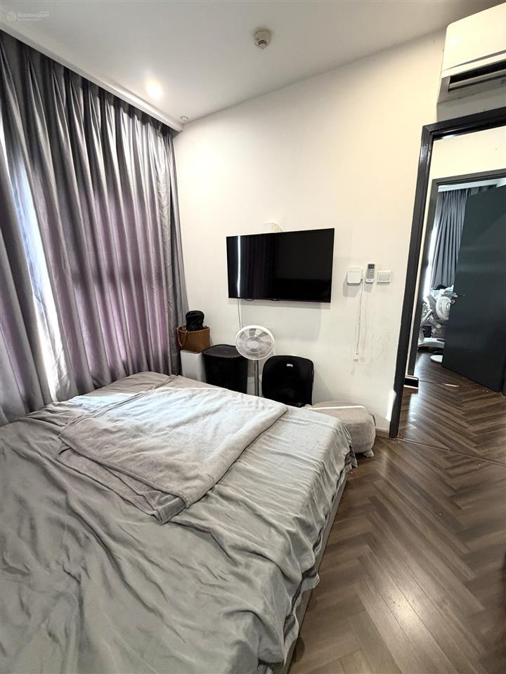 Ngộp bank bán gấp căn 2pn + full nội thất 3,99 tỷ vinhomes smart city tây mỗ