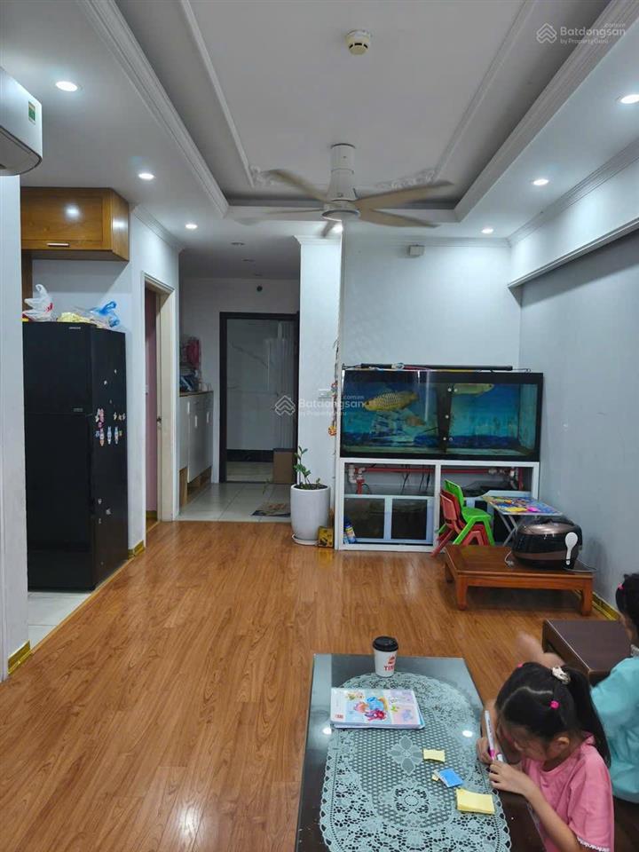 Chính chủ bán gấp căn 2 ngủ golden an khánh 72m bc đông nam chỉ 2,x tỷ