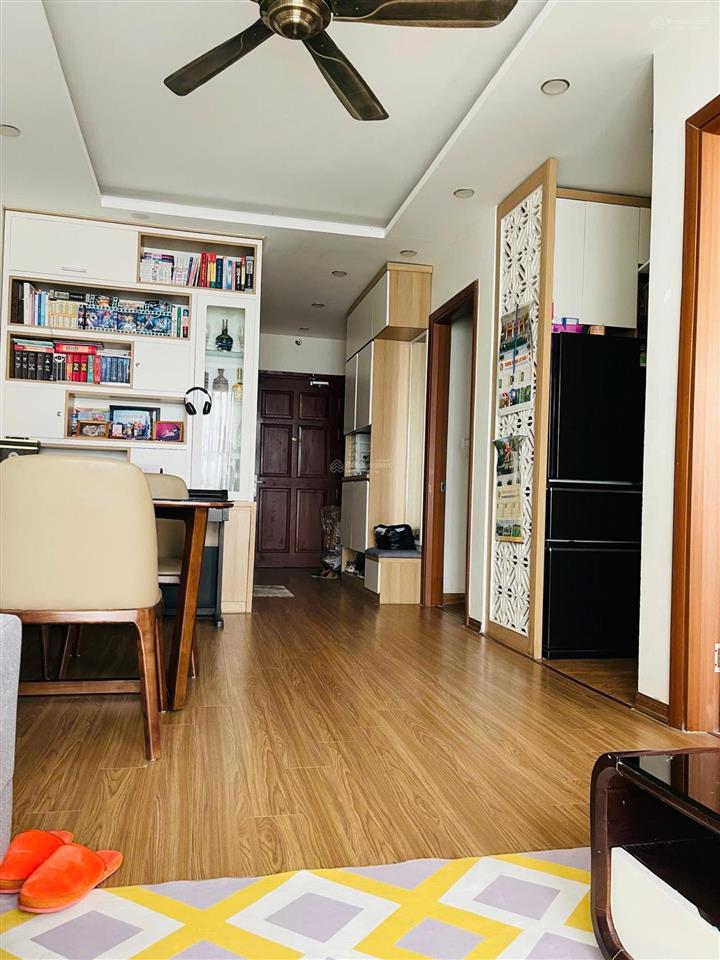 Chính chủ bán nhanh căn 2pn2vs bc đông nam gemek 2 chỉ 3,4 tỷ