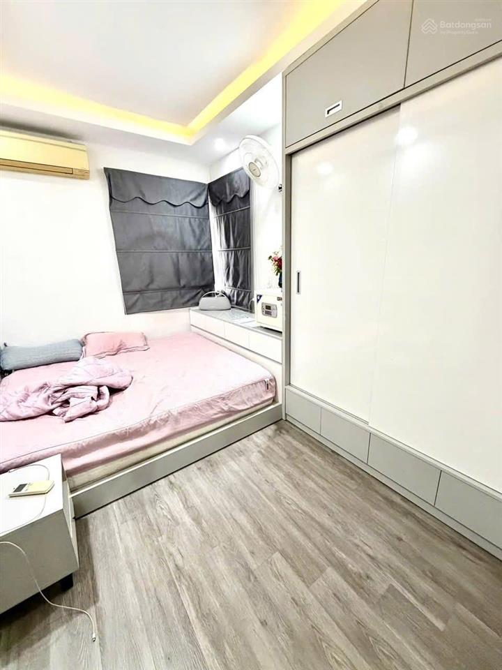 Chính chủ bán nhanh căn 3 ngủ bc đông nam tòa gemek chỉ 3,59 tỷ