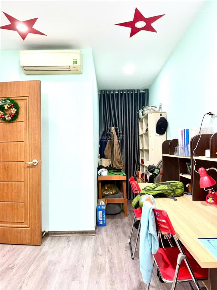 Chính chủ bán nhanh căn 3 ngủ bc đông nam tòa gemek chỉ 3,59 tỷ