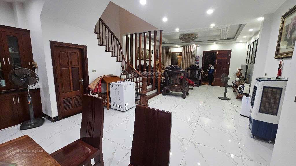 Chị liên gửi bán giúp căn nhà mặt đường trần thanh mại, sơn trà, đà nẵng, giá lại hấp dẫn, 13,4 tỷ