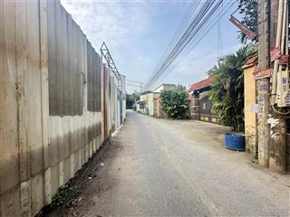 Cần bán nhà cấp 4 ( sổ riêng 413m2 ) đường 2 xe hơi né nhau , gần chợ hoá an