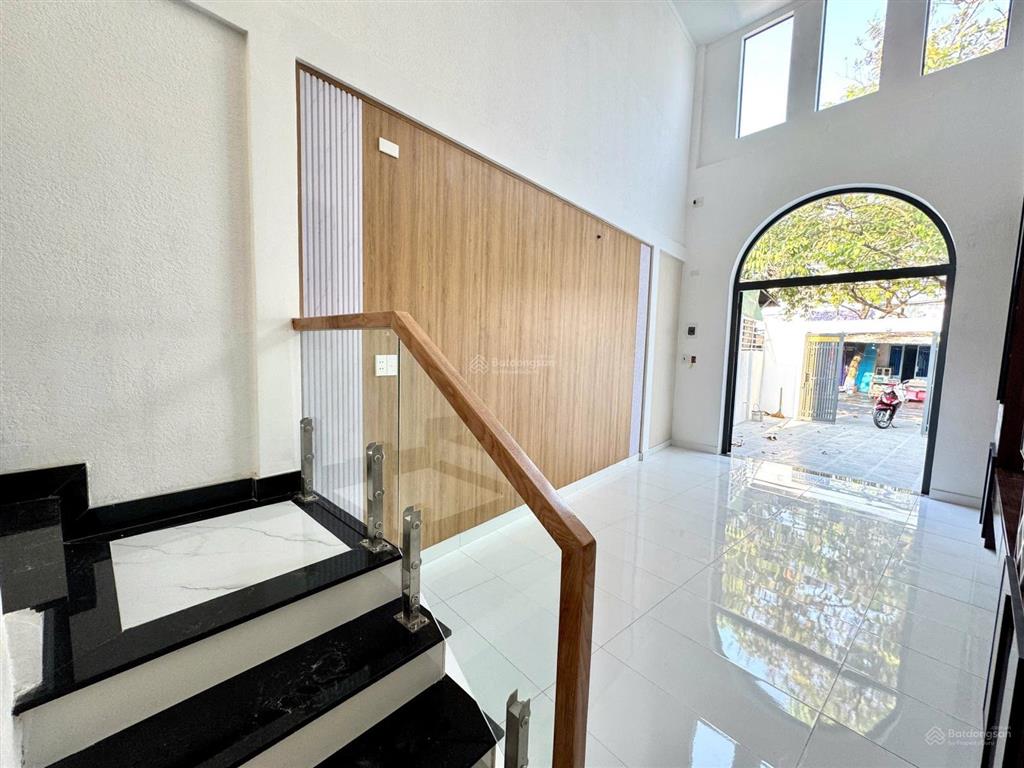 Bán nhà mặt tiền đường nguyễn thị tồn, sổ hoàn công (diện tích 106m2), kinh doanh buôn bán