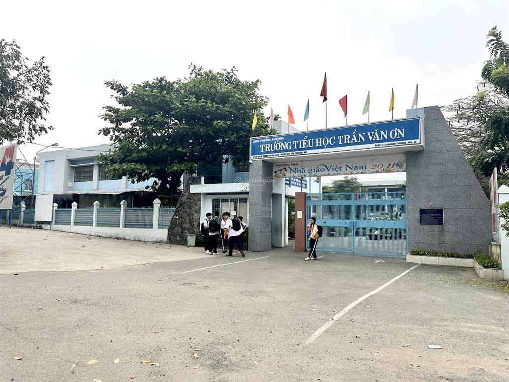 Bán nhà mặt tiền đường bùi hữu nghĩa ngay chợ bửu hoà, hiện đang cho thuê 15triệu/tháng